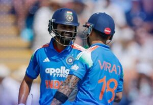 இங்கிலாந்துக்கு எதிரான 2வது ஒருநாள் போட்டி: மிடில் ஆர்டர் சொதப்பலால் 233 ரன்கள் மட்டும் எடுத்தது இந்தியா! I 1