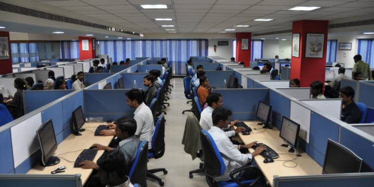 “தனியார் நிறுவனங்களில் தமிழக இளைஞர்களுக்கே 75% வேலை” – சட்டம் கொண்டுவர அன்புமணி வலியுறுத்தல்! IT companies