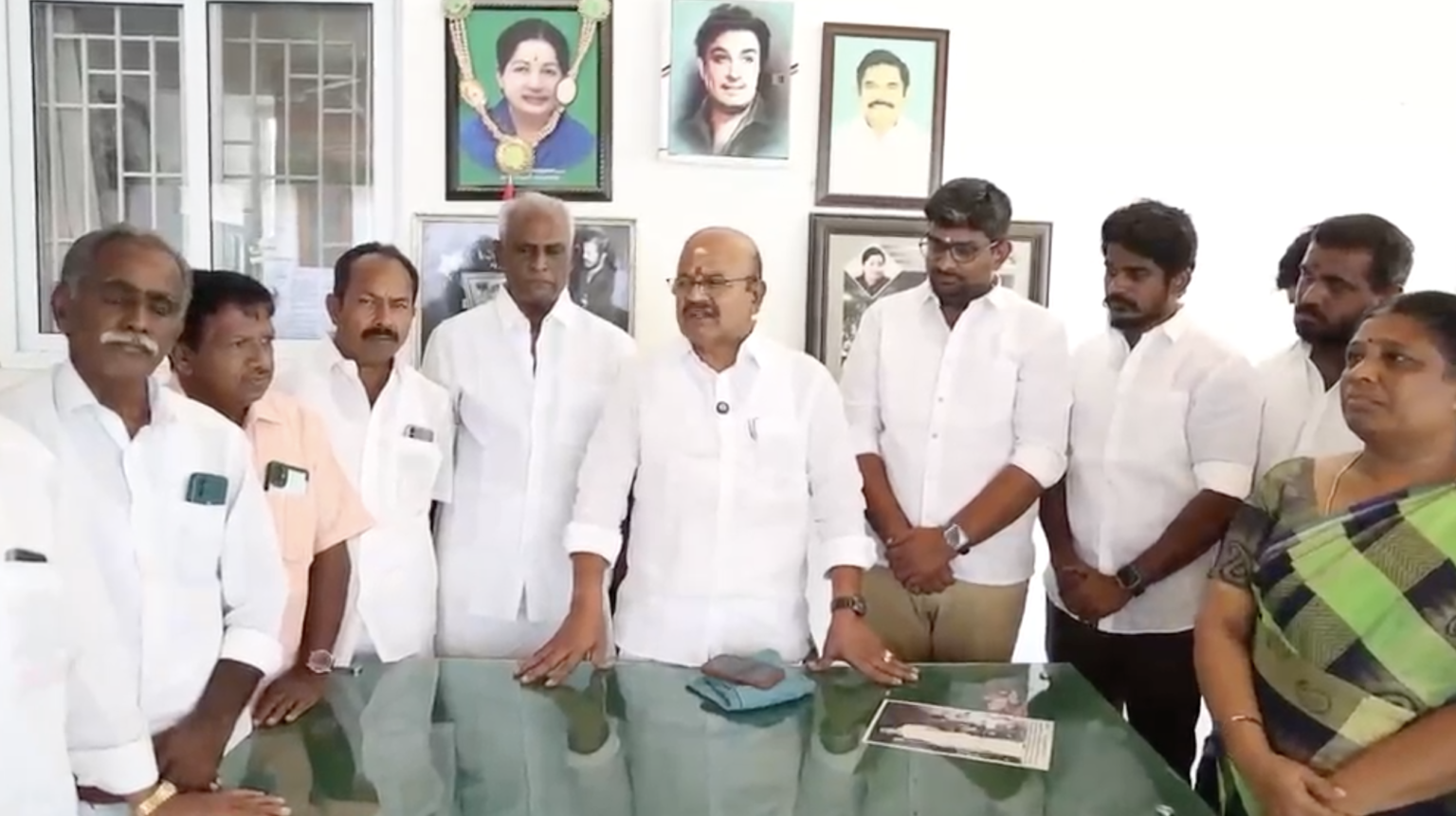 சுயநலமா, வழக்குப் பயமா..?? தவெக-வுக்கு தாவிய அதிமுகவினரை வசைபாடிய பொள்ளாச்சி ஜெயராமன்..!! Screenshot 2026 07 01 at 11.31.50 AM
