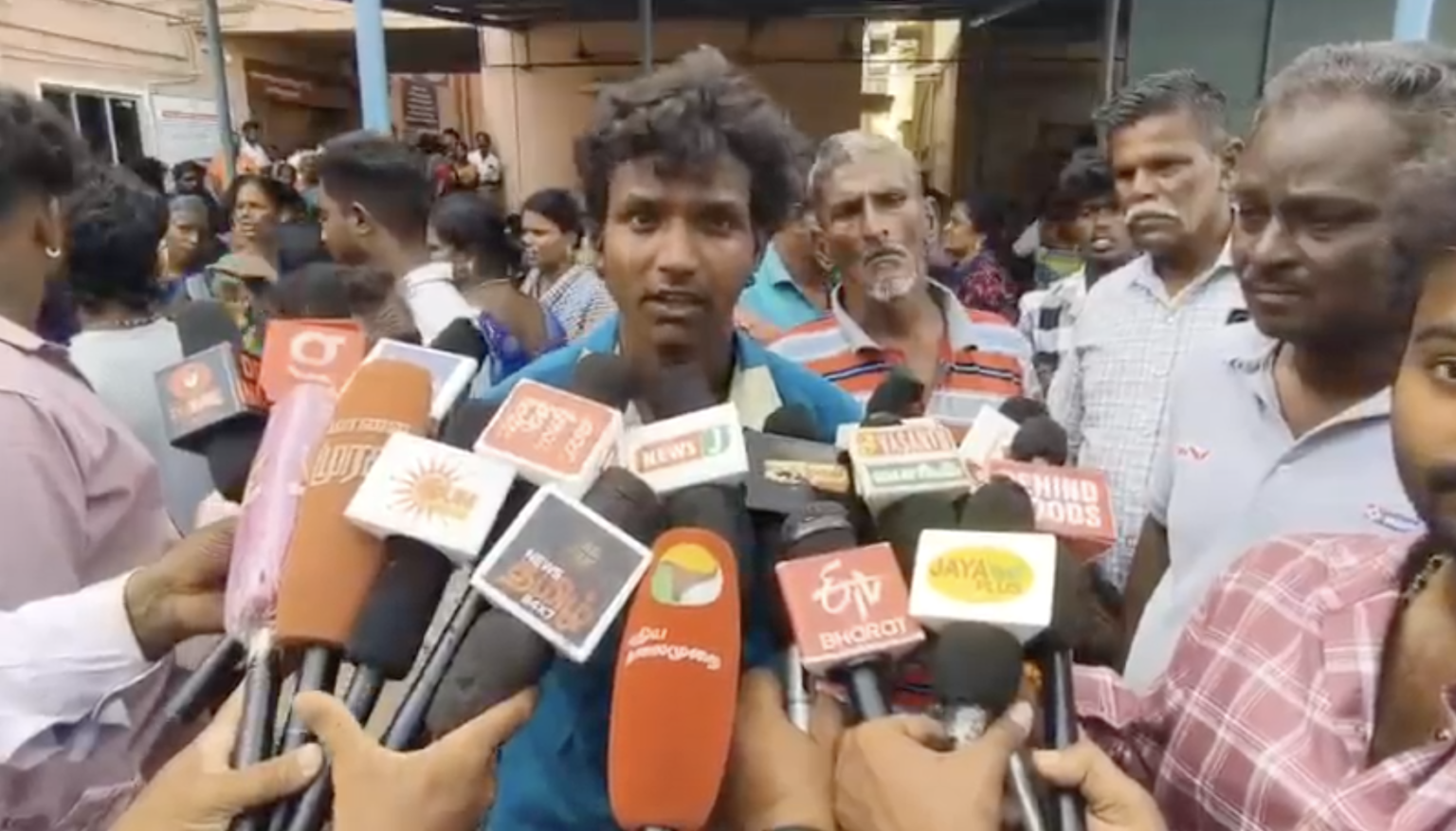 என் அண்ணா நல்லாத்தான் இருந்தாரு.. போலீஸ் தான் காரணம்..!! அருணாச்சலத்தின் தம்பி பரபரப்பு பேட்டி..!! Screenshot 2026 07 24 at 6.58.14 AM 1