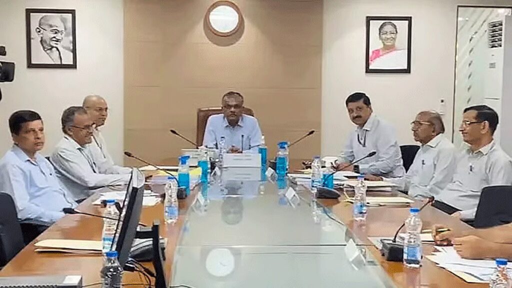 காவிரி நதிநீர் பங்கீடு: வரும் 22ம் தேதி.. டெல்லியில் கூடுகிறது காவிரி மேலாண்மை ஆணையம்..!! image 25 9