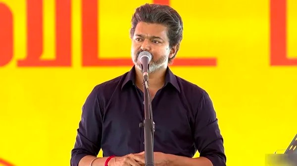 பெரம்பலூரில் அலர்ட் செய்த போலீஸ்.. கரூரில் மட்டும் ஏன் செய்யல..?? விஜய் சரமாரி கேள்வி..!! image 26 4