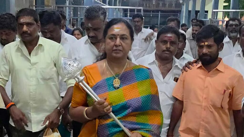 சொன்னதை செய்தால் தான் மக்கள் ‘ஹீரோ’வாக பார்ப்பார்கள்..!! விஜய் குறித்து பிரேமலதா பேச்சு..!! image 34 6