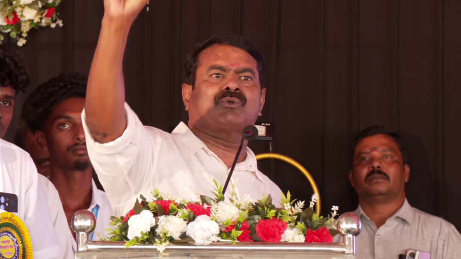 “இப்போது சிரிப்பார்கள்… நாளை என்னைத் தேடி வருவார்கள்!” – சீமான் சீரியஸ் பேச்சு vlcsnap 2026 07 17 14h59m05s245