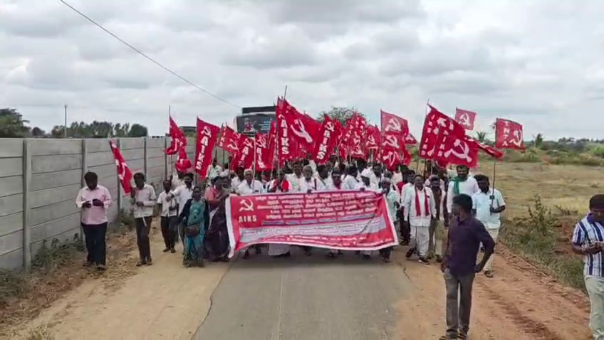 “கர்நாடகா கழிவுநீரால் அழியும் தென்பெண்ணை!” – சாலையில் இறங்கிய விவசாயிகள் vlcsnap 2026 07 21 20h12m22s536