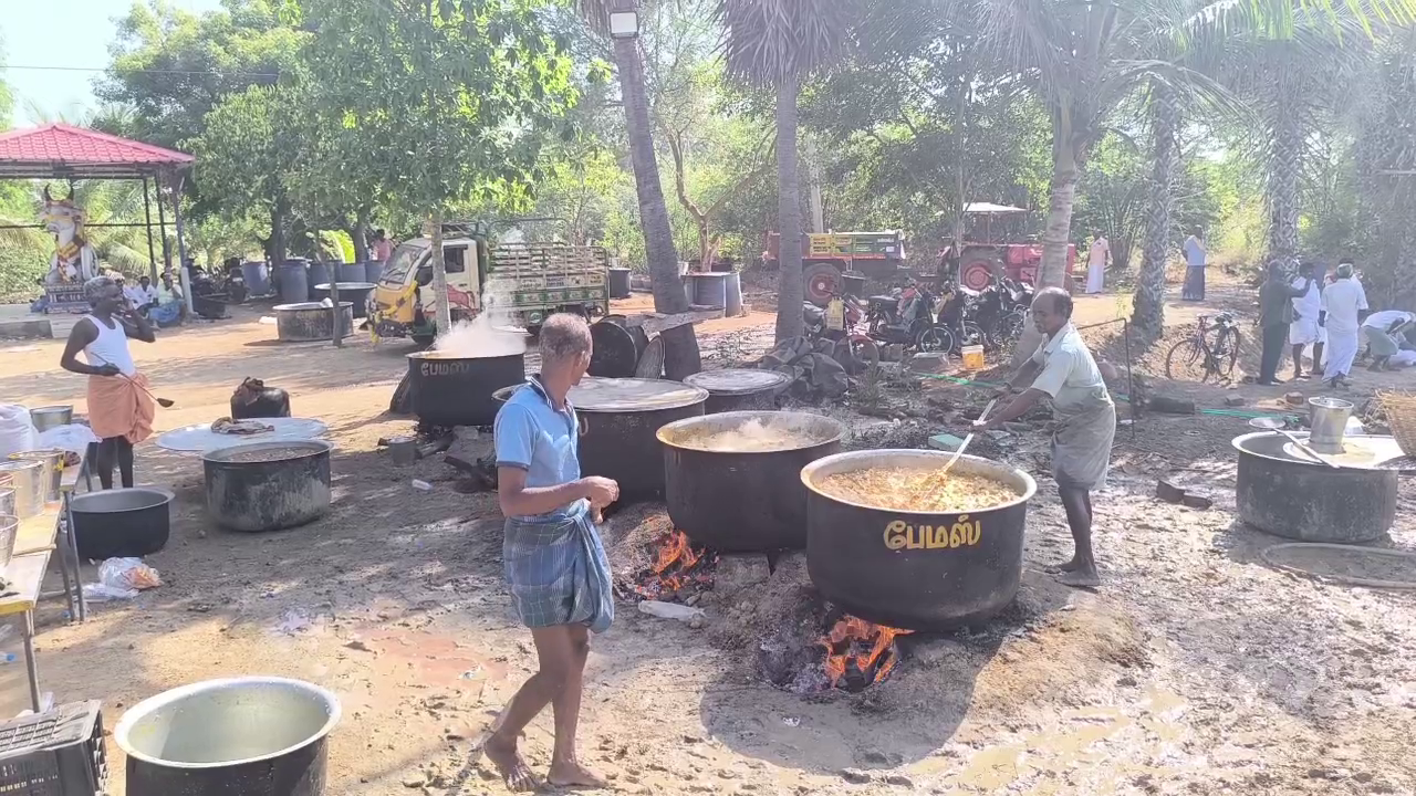 40,000 கிலோ ஆட்டுக்கறி... 20,000 பேருக்கு விருந்து... ஆண்கள் மட்டுமே பங்கேற்ற வினோத திருவிழா! 2 vlcsnap 2026 07 31 15h02m28s467