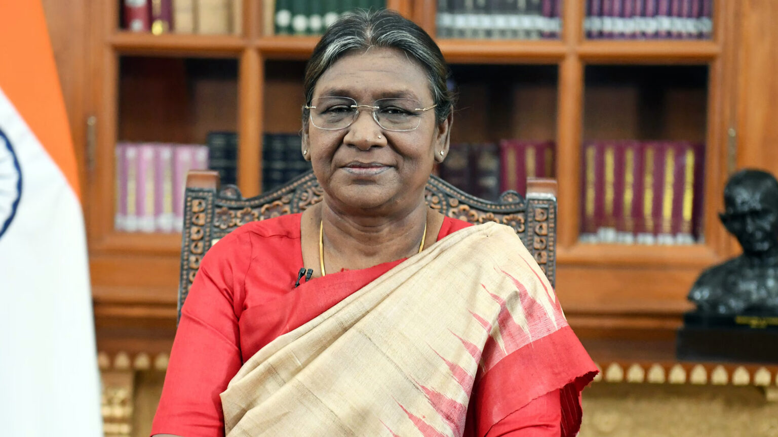 பொதுத் தேர்வுகள் முறைகேடு தடுப்பு திருத்த மசோதா – குடியரசுத் தலைவர் ஒப்புதல் 015 murmu